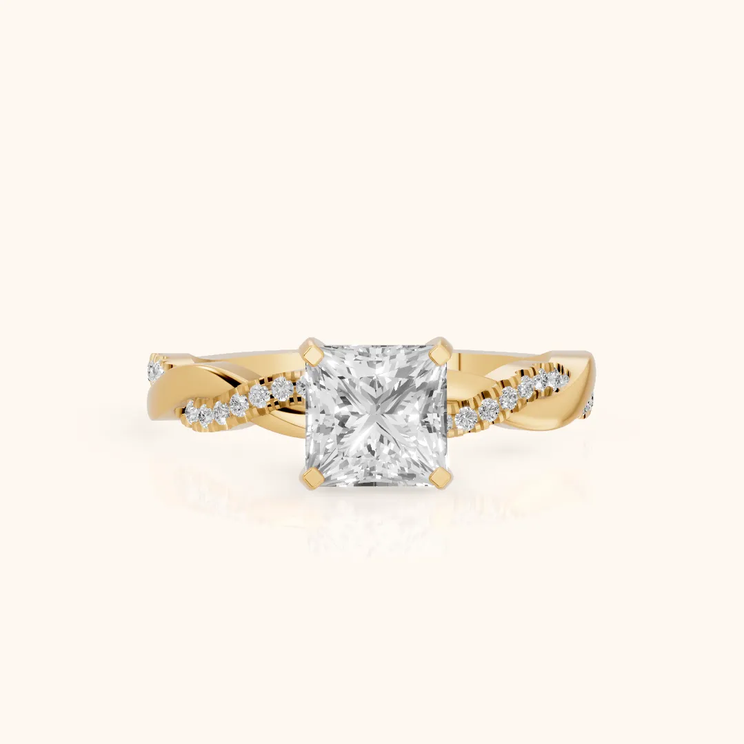 Bague de Fiançailles Diamant Princesse avec Pierre Latérale Torsadée en Or Jaune