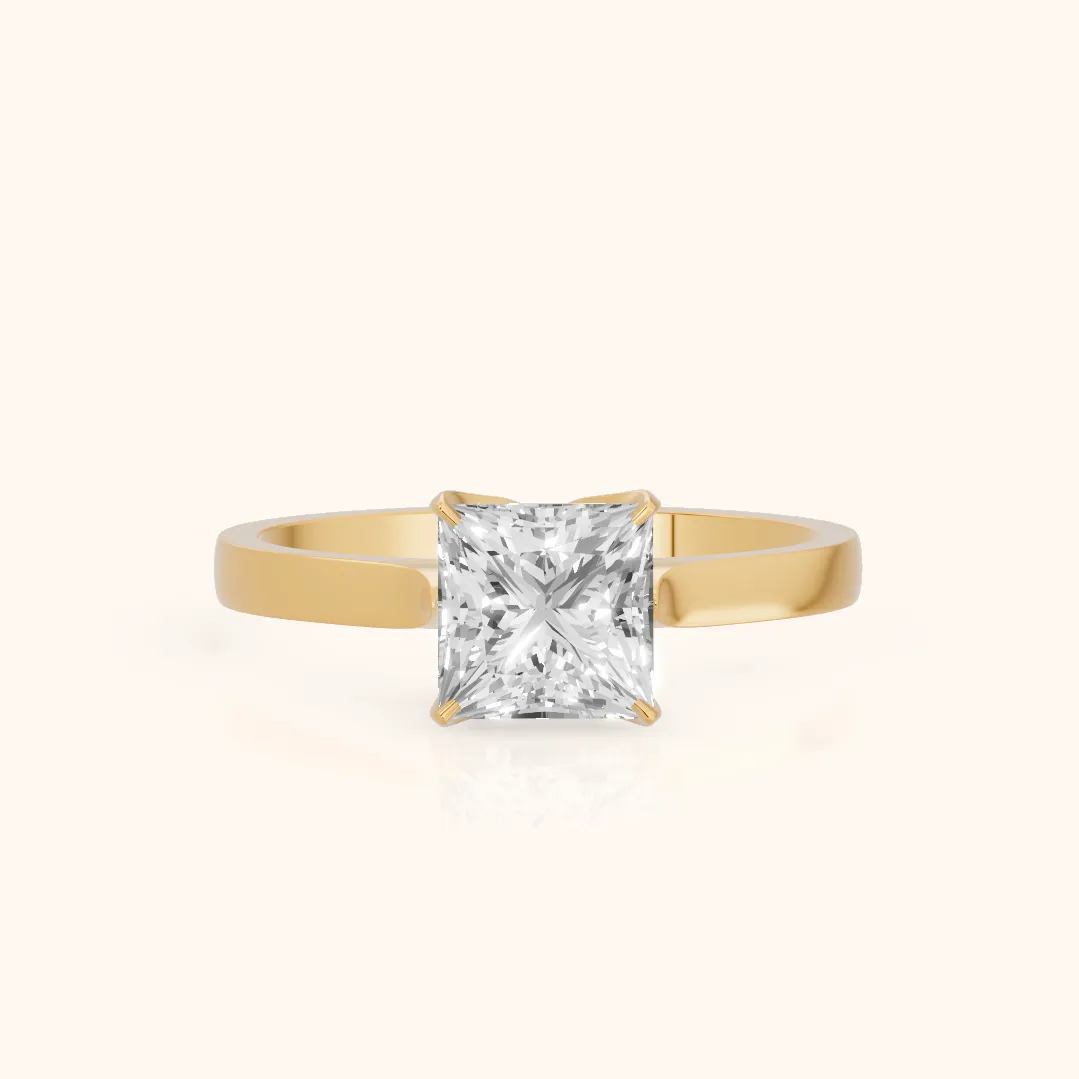 Bague de fiançailles en or jaune avec solitaire diamant Princess Isabella Bloom