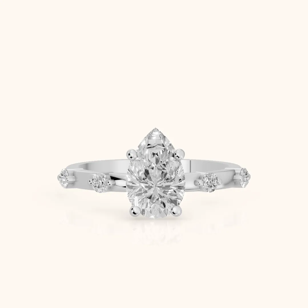 Bague de Fiançailles Solitaire Poire Diamant Elena Radiance en Or Blanc