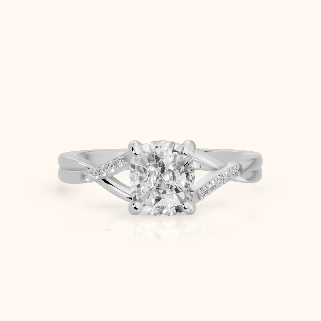 Bague de fiançailles en or blanc avec diamant coussin, à jonc torsadé et pierres latérales Veronica — view 2