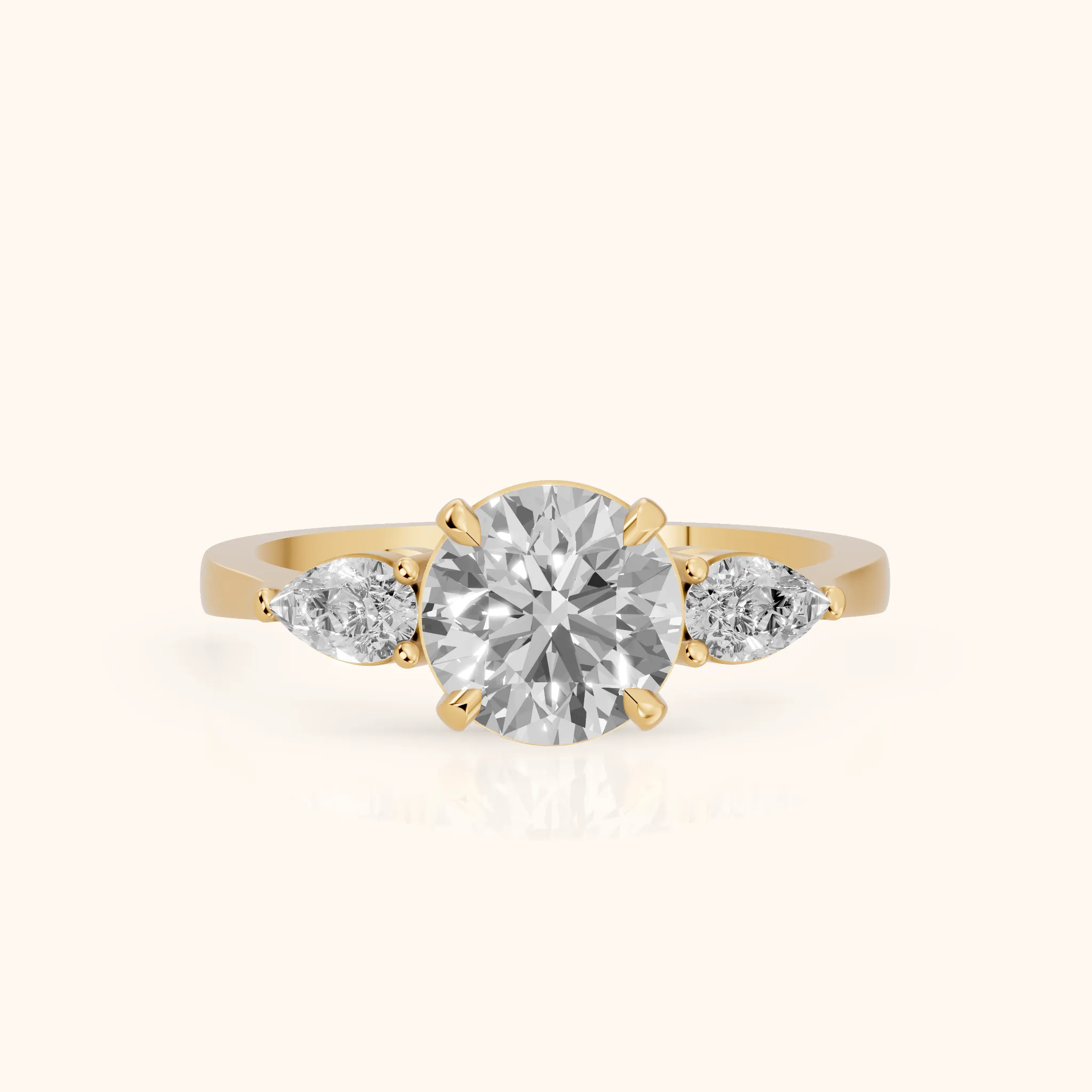 Bague de fiançailles Grace à trois pierres en or jaune et diamant rond — view 1