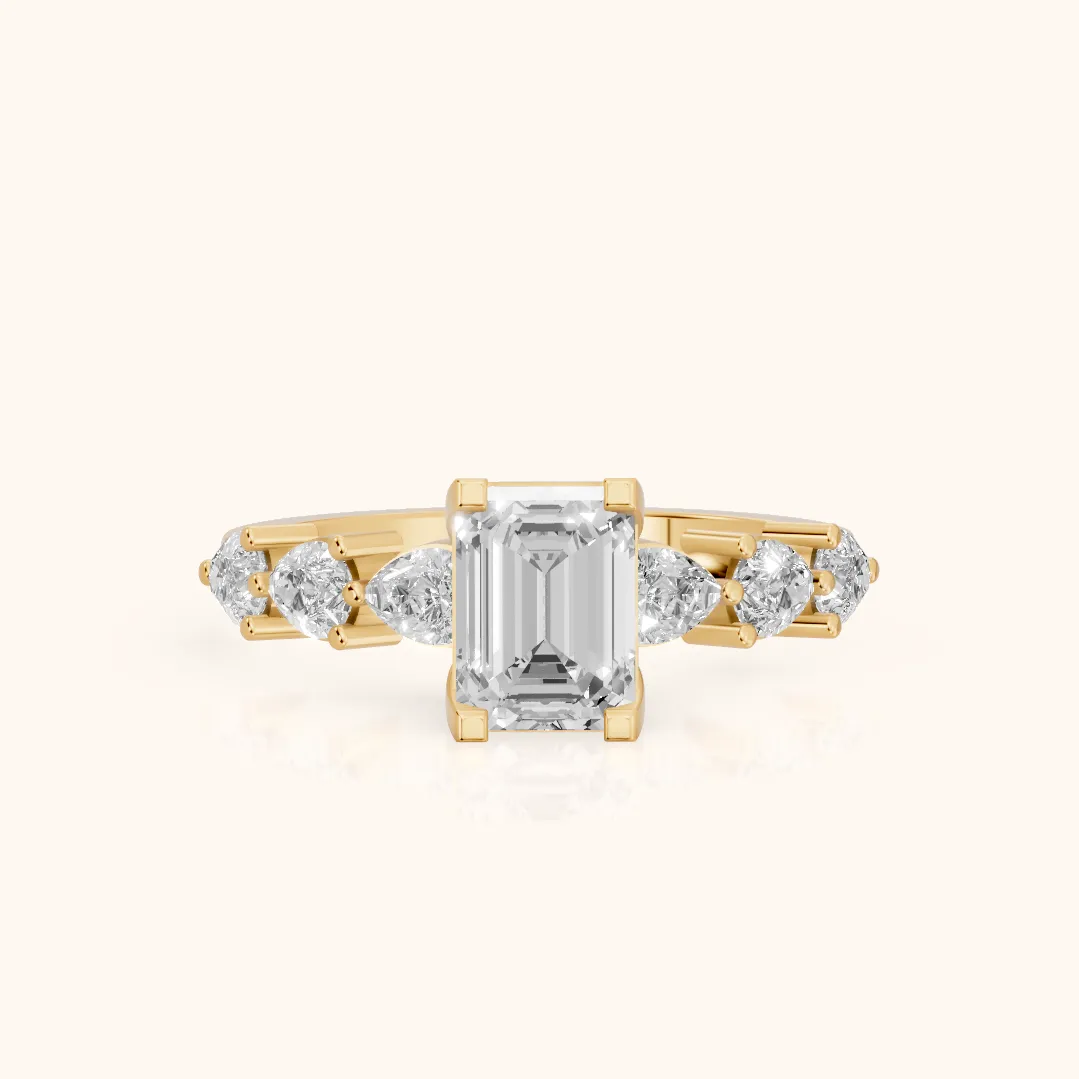 Iris Emerald Diamond Bridal Set in Yellow Gold
